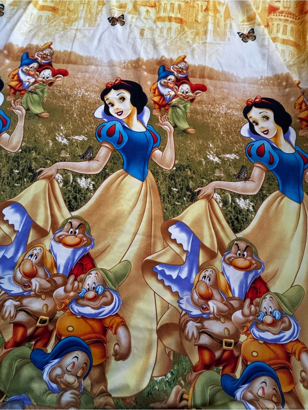 Snow White Themed  flat sheet and two pillows cover